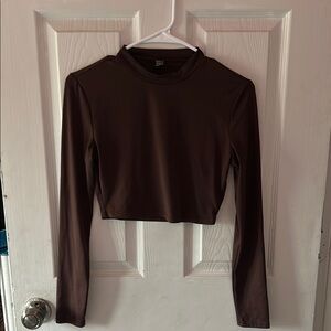 Elegant Black Long Sleeve Crop Top